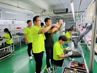 Shenzhen VIIP Electronics Co., Ltd. dây chuyền sản xuất của nhà sản xuất